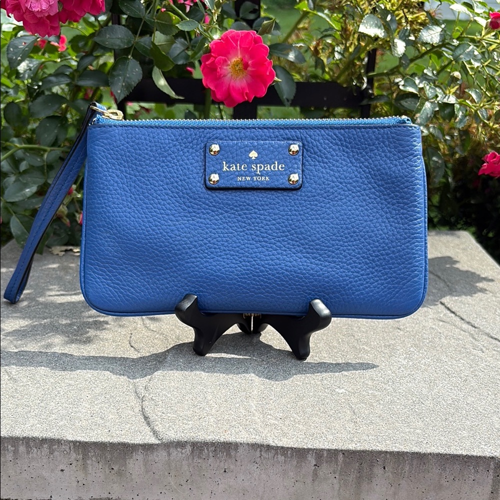 Kate Spade Pebbled Leather Wristlet